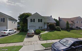 27 Elizabeth Dr, Bethpage, NY 11714