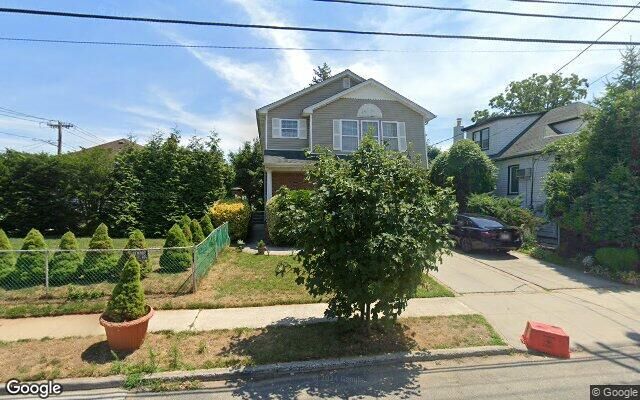 271 Lehrer Ave, Elmont, NY 11003