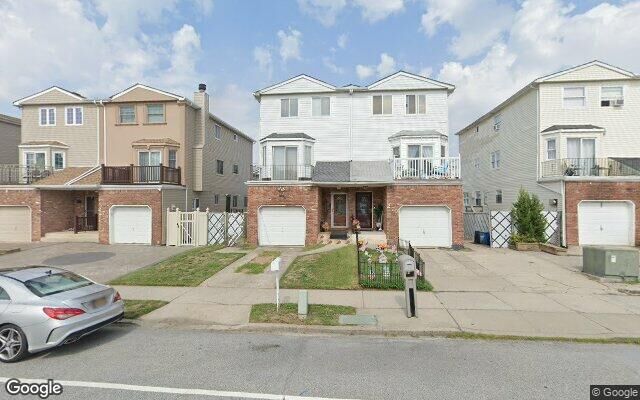 272 Merrymount St, Staten Island, NY 10314