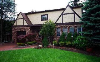 2723 Cheshire Dr, Baldwin, NY 11510