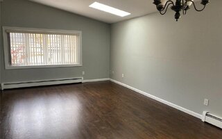 274 Babylon Tpke, Freeport, NY 11520