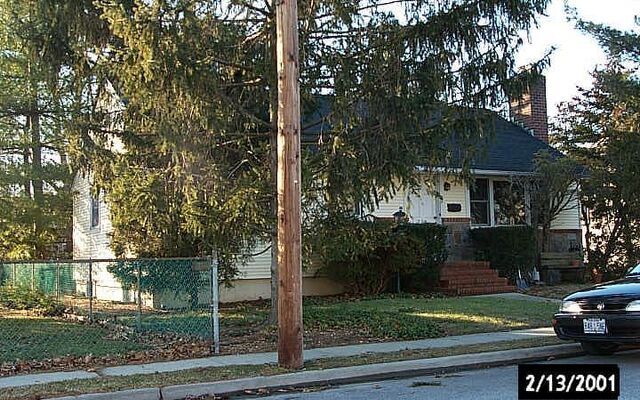 275 9th St, Bethpage, NY 11714