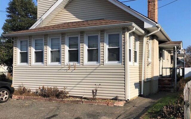 2753 Central Ave, Baldwin, NY 11510