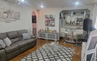2755 University Ave, Bronx, NY 10468