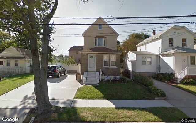 276 Benson Ave, Elmont, NY 11003