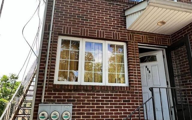 276 Pulaski Ave, Staten Island, NY 10303 (Porch)