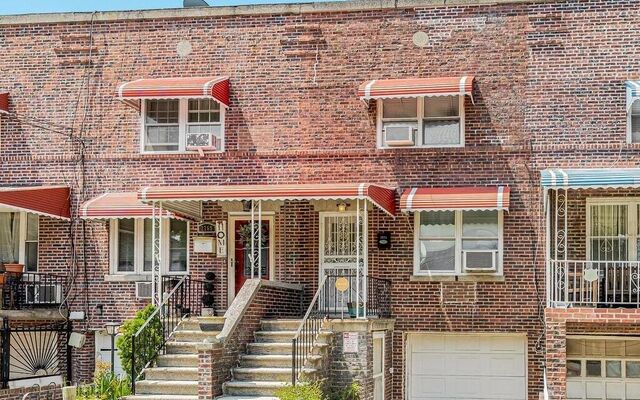 2771 Fenton Ave, Bronx, NY 10469 (Porch)