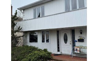 2794 Lincoln Blvd, Merrick, NY 11566