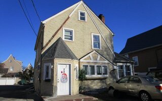 28 Cornwall Ln, Hempstead, NY 11550