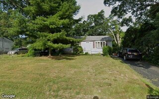 28 Dressel Dr, Mastic, NY 11950