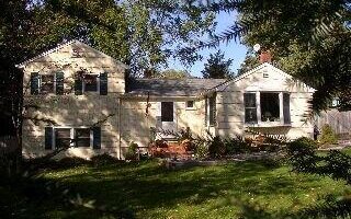 28 Hill St, Wading River, NY 11792