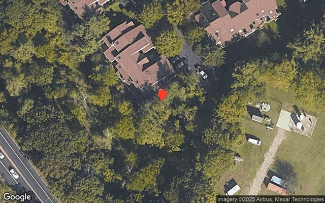 28 Willow Ridge Dr, Smithtown, NY 11787