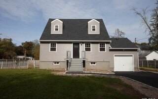 283 Forest Rd W, Mastic Beach, NY 11951