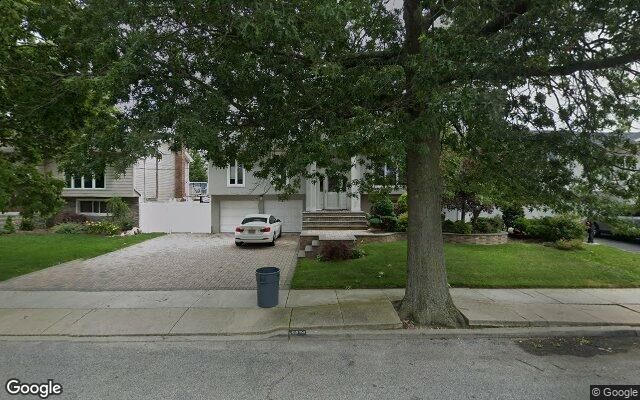 2835 Clubhouse Rd, Merrick, NY 11566