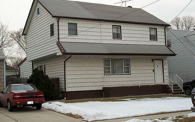 2841 Grand Ave, Bellmore, NY 11710