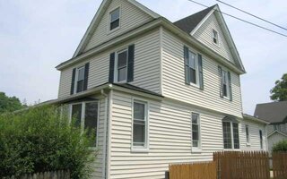 285 S Bayview Ave, Freeport, NY 11520