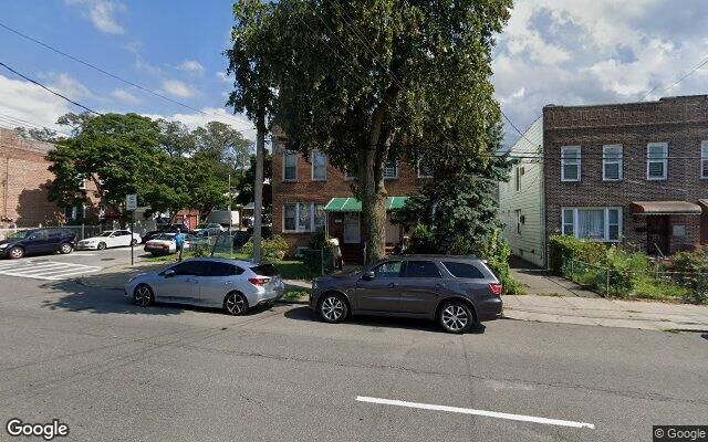2858 Randall Ave, Bronx, NY 10465