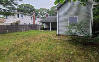 288 Magnolia Dr, Selden, NY 11784