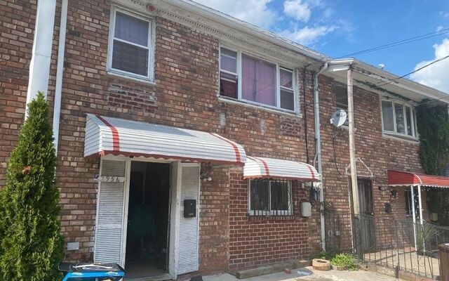 29-56 Ocean Crest Blvd, Far Rockaway, NY 11691 (Porch)