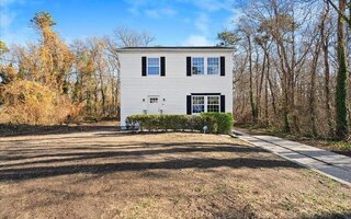 29 Birch St, Wyandanch, NY 11798