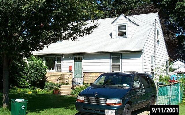 29 Chaffee Ave, Albertson, NY 11507