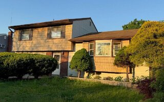 29 Franco Ave, Selden, NY 11784