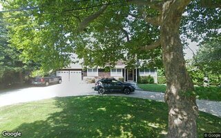 29 Skinner St, Southampton, NY 11968