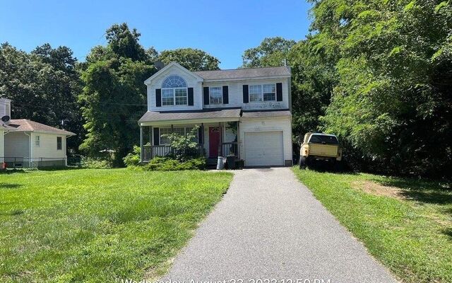 290 Cypress Dr, Mastic Beach, NY 11951
