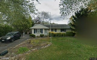 2909 Falcon Ave, Medford, NY 11763
