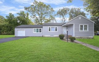 292 Forest Rd W, Mastic Beach, NY 11951