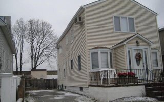 2966 Higgins St, Oceanside, NY 11572