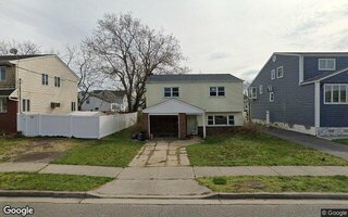 297 S Brookside Ave, Freeport, NY 11520