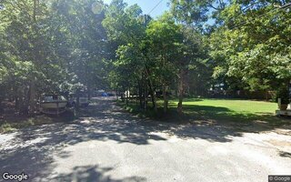3 9th St, East Hampton, NY 11937