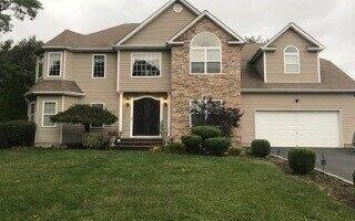 3 Justin Cir, Port Jefferson Station, NY 11776