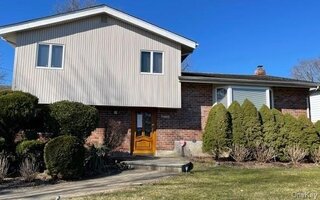 3 Tompkins Ave, Jericho, NY 11753
