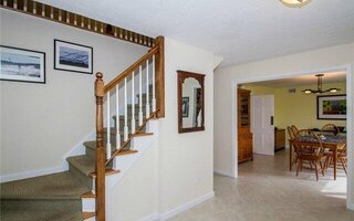 3 Tuxedo Dr, Melville, NY 11747
