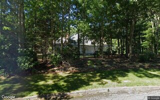 30 Gateway Ln, Manorville, NY 11949