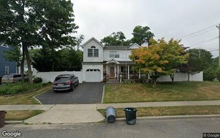 30 Hillside Ave, Blue Point, NY 11715
