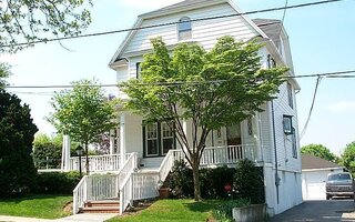 30 Monroe St, Port Washington, NY 11050