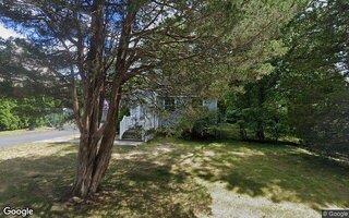 30 Quensel Ct, Lake Grove, NY 11755