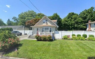 30 Roosevelt Ave, Nesconset, NY 11767
