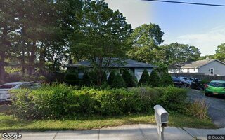 30 Somerset Ave, Mastic, NY 11950