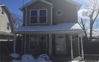 30 Totten St, Hempstead, NY 11550