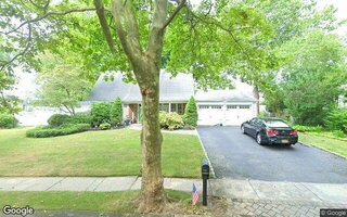 30 Twisting Dr, Lake Grove, NY 11755