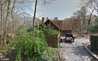 30 Valhal Rd, Rocky Point, NY 11778