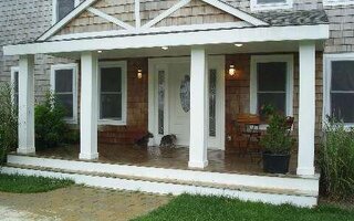 30 Woodridge Rd, Hampton Bays, NY 11946