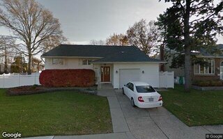 3001 Ann St, Baldwin, NY 11510