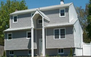 3015 New London Ave, Medford, NY 11763