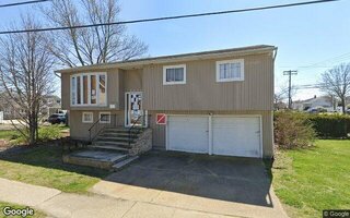 3020 Bayport Ct, Wantagh, NY 11793