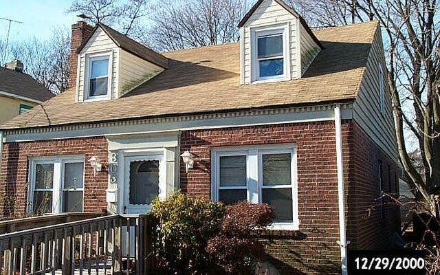 303 N Columbus Ave, Freeport, NY 11520